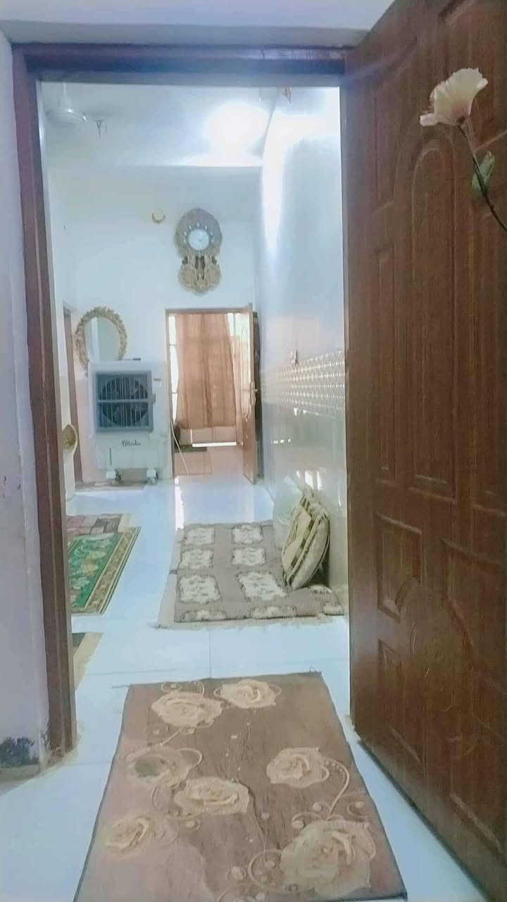 🌹.     السلام عليكم.    🌹

 🏠  #دار__للبيع_🏠

🌓🥀 #فضلا_وليس_أمرا_تابع_الصفحة_ليصلك_كل_جديد

🌐#الموقع : 

🌍#الحمزة__الغربي ⬅️ #حي__العسكري🌌 الباشية. 

🌠 التفاصيل 🔻🔻

🌠النوع : #طابو__زراعي__سند__25

🏞️المساحة :  252 متر.

🌠البيت حديث ونظيف ومرتب. 

🌌 جميع الخدمات متوفره .

🌠🏞️البناء : طابوق 🌄🌄 والسقف اعگادة. 

♒♒ محتويات البيت :

🌠🌠 البيت متكون من طابق  واحد يحتوي على :

🌠 غرفة نوم(1)

🏞️ استقبال.

🌠صالة .

🟥 مطبخ.

🏞️ صحيات خارجية. 

🏞️ كراج سيارة 

🏞️حديقة. 

👇👇👇
♒♒ السعر :47 وبي مجال. 

للاستفسار اكثر يرجى زيارة مكتب دلالية الرياحين للعقار   
#الكائن 
الحمزة الغربي بداية حي العسكري على الشارع الرئيسي قرب مكتب الأخوين للانترنيت. 
                         
                 أو 

 الاتصال على #الادارة

                   *********** ☎️ واتساب 

                  *********** ☎️ واتساب 

                 *********** ☎️ واتساب 

☎️🌌للأعلان والترويج عن عقاراتكم يرجى مراسلة الصفحة أو مراسلة خدمة الزبائن واتساب ☎️ *********** ☎️
