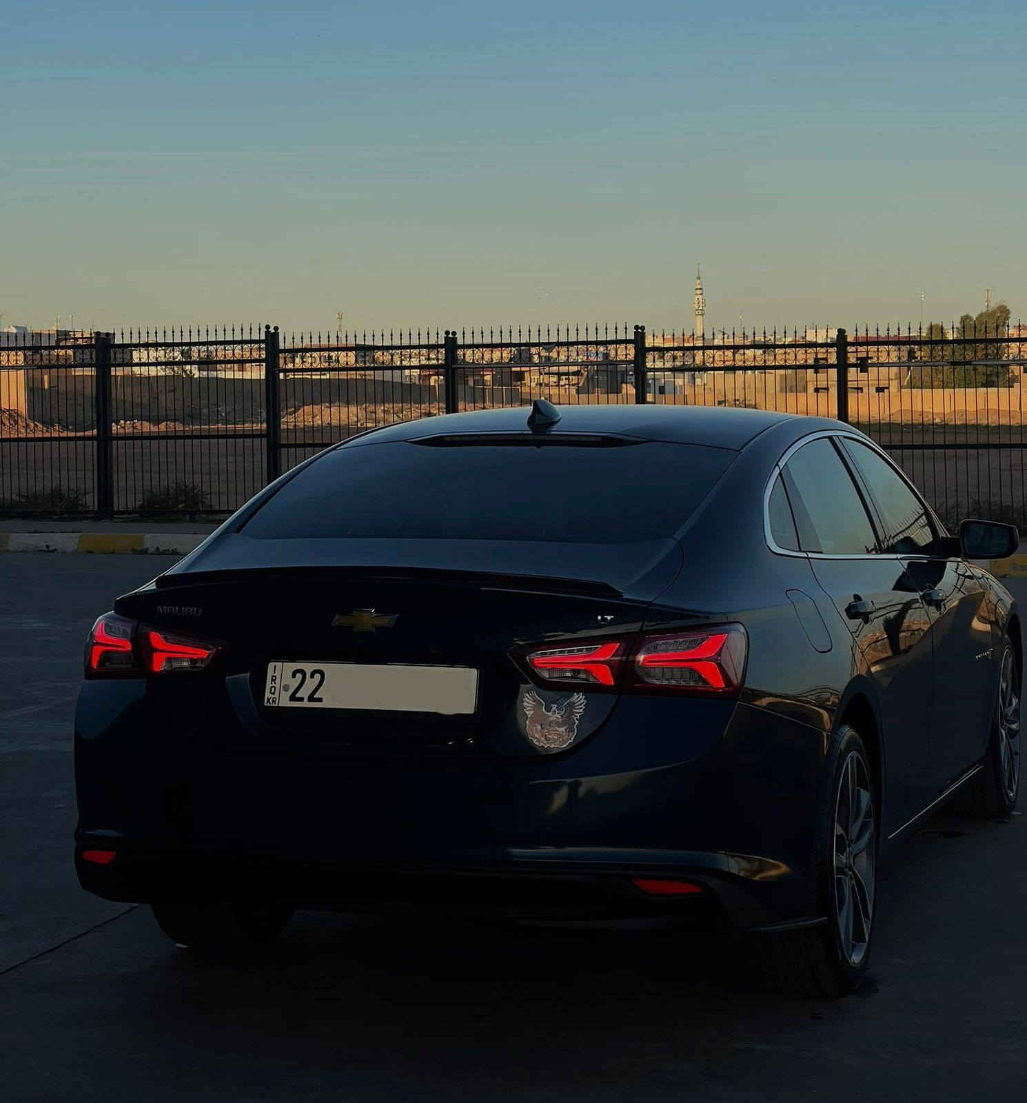 ماليبو 2022 بدون حادث صور حادث مرفق بالمنشور و راديتر بلادي بشرط
مواصفات lt و عليها ويل و تايرات مال premer
لون كلش مميز و حلو رقم اربيل و سياره فقط بيها شبرين صبغ جوه رقم الخلفي (ربع صندوك) حتى دعاميه بلاديه بدون اي دواخل ڤيديو موجود دزلي رساله بالواتساب ادزلك ڤيديو كامل لسياره 

هاند بريك بصمة , شاشة جبيره كاربلي , خريطه عراق , تبريد منفصل سايق و الراكب , كشنات امامي هيتر و كهربائي , تبريد مقسوره الخلفية , شغال بالكونترول , بصمة ابواب و بصمة تشغيل , ويل مال پريمر , تايراته كلش جديده , تاخم صدر كله جديده و مابي ربع مصروف , عليها سبويلر خلفي , بگ لايت ليد ,عليها منضومة لايتات جديده , تحديد سرعه , تحكم ستيرن جهتين , رقم اربيل و جديد سنويته لحد ٢٠٣٠ و تحويل مباشر , سياره تاخذه و متصرف عليها ربع دينار , عليها كاعيات اصلي و دواخله كلش نضيفه ماشي ٧٠ الف 
ارباك ستيرن طاك دشبول مطاك 

سعره ١٢٥$ و مجال بسيط عنوان كركوك 
*********** & *********** كركوك, العراق
