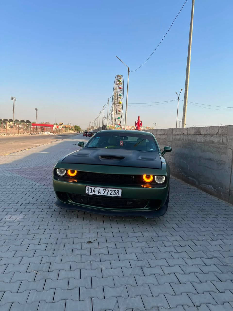 السلام عليكم جالنجر 2019 Sxt 
 ( لون مميز )
مواصفات معروفه بصمه تشغيل بصمه ابواب تشغيل عن بعد لد نهاري 
محرك 3600 مكفول محرك وكير 
ماشيه 47 الف سياره ممتعوبه ونضيفه 
صدر جديد تخم تاير جديد سياره جاهزه 
رقم بصره الدولي بسمي بي مكان تحويل 

مكاني بغداد    / *********** 
السعر 150 وبيه مجال بصيط@
