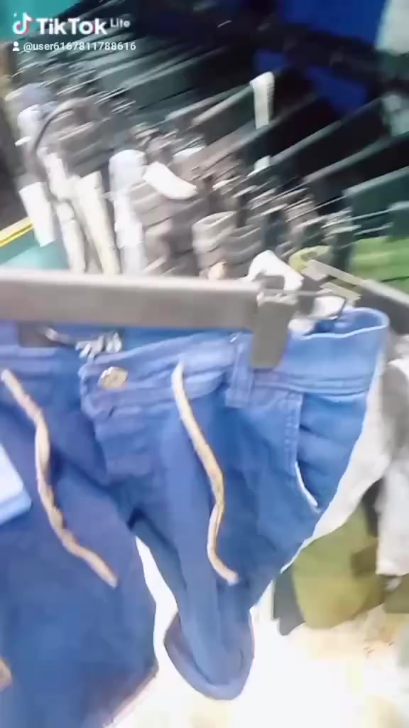 برمودا ZARA بقطع أخيرة وأسعار خيالية! 🔥
أناقة، جودة عالية، وراحة لا تُقاوم. الحق على القياسات المتبقية قبل النفاذ!
الماركة: ZARA (كواليتي عالي).
السعر السابق: 20,000 دينار.
السعر الحالي: 10,000 دينار فقط
📍 العنوان: طويريج - شارع البلدية - مقابل علوة المخضر.
📞 للحجز السريع: ***********
