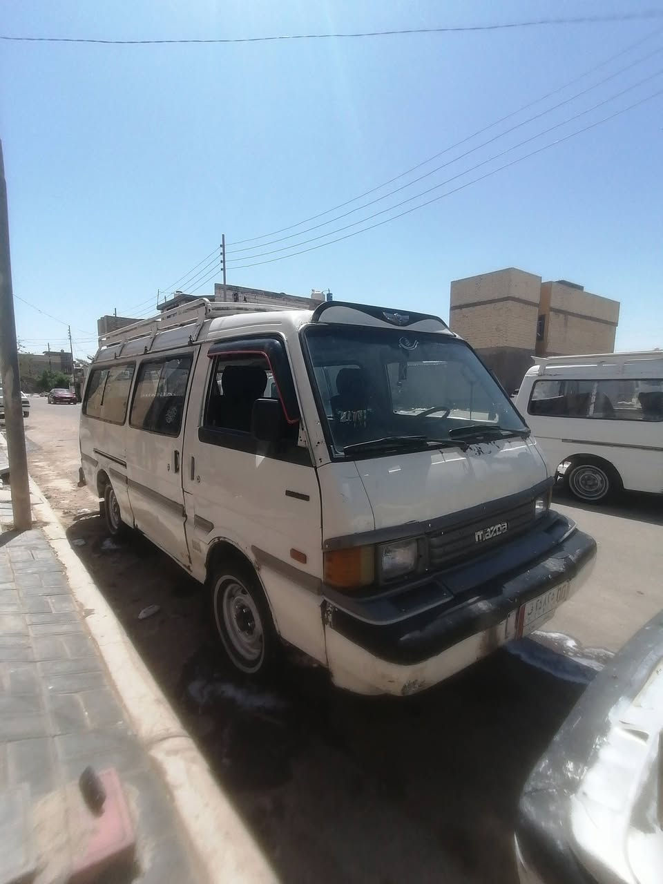 سلام عليكم مازده للبيع مديل 92 مكينه شواصي مكفول خط وبحث حي العامل كير نضيف اكسن بيه ونه قليل سلف جديد باتري جديد دينمو جديده كاعيه جديده المكان كربلاء الطاقه السعر 58 وبيه مجال بصيط ***********.
