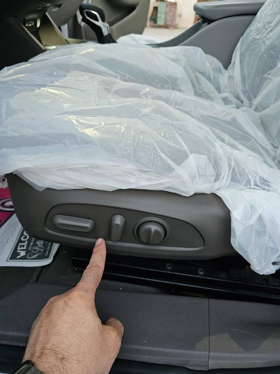 موديل 2022
محرك 1.5 تيربو
رقم اربيل 
حادثهة موضح بالصور  ماشيه 43
السعر 125 ورقة الشراي يتصل 
***********
***********
