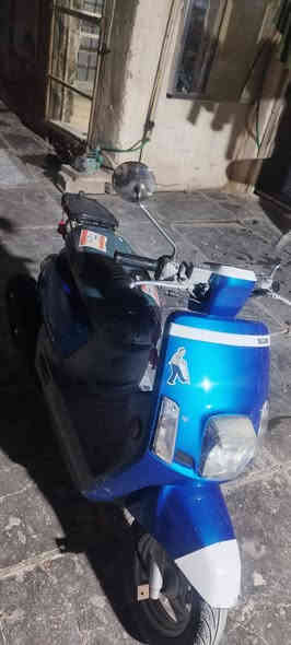 بوليسي مصطره دراجه نضيفه كلش وصل معرض موديل 2011 نوزل سعر 800 ***********
