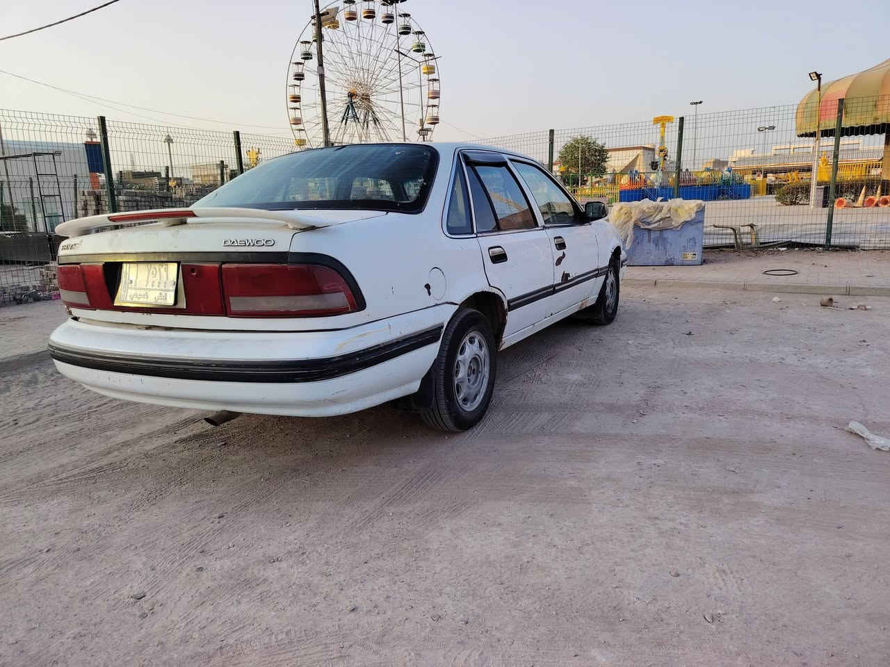 السلام عليكم دايو برنس ١٩٩٥ للبيع أو مراوس رقم مثنى ألماني السياره جاهزه من كير أو محرك أو كهربائيات كير أوتو راعيها يريد مداور موجود بسماوه السنويه ساقطه من ٢٠١٩ عليها غرامه ١٠٠ الف على راعيها بيها نقوصات بسيطة 
السعر (30) أو بيها مجال 
***********
