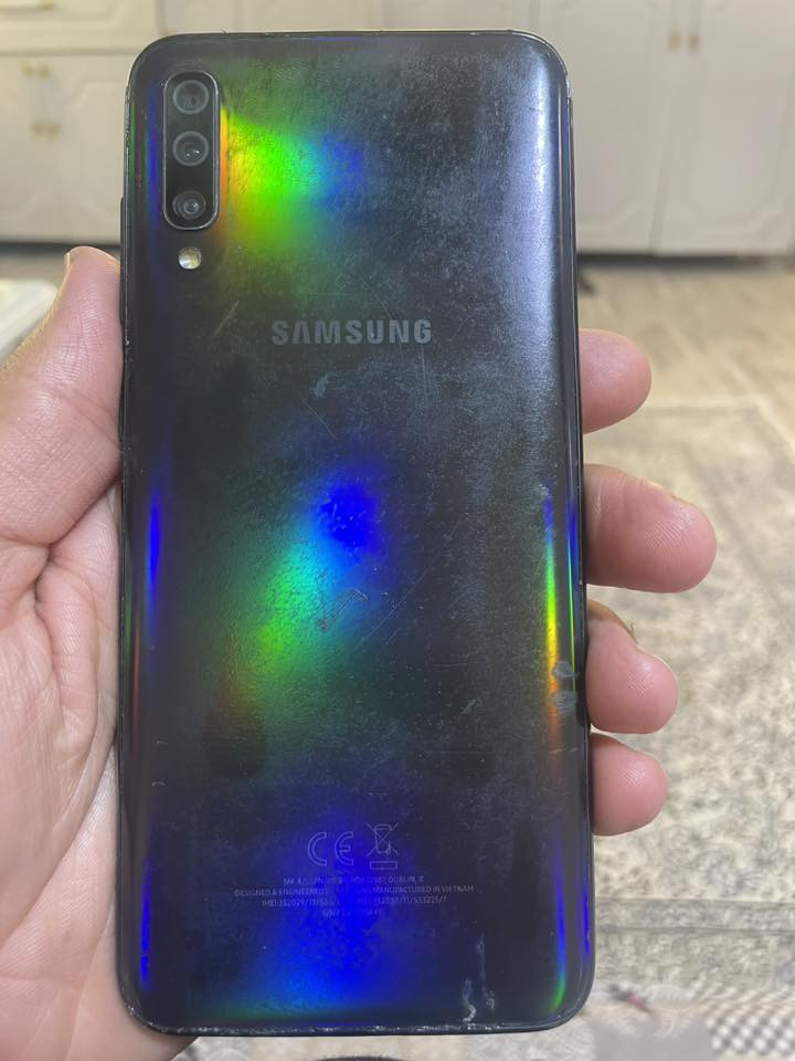 A70  ذاكرة ١٢٨
سعر ١٣٠


**إذا كنت صاحب هذا الإعلان وتريد حذفه لأي سبب، رجاءا أرسل رسالة إلى الدعم الفني**