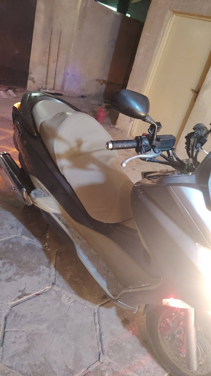 سلام عليكم فوزره صفر 10 دراجه مكفوله كفاله عامه من اوراق و من فتح و من دخان دراجه فول مواصفات فول نظافه جديده الدراجه نكره سلف كامله من كلشي كهربائيات كلها شغاله سعرها 12 و بيها مجال مكاني ديوانيه ***********
