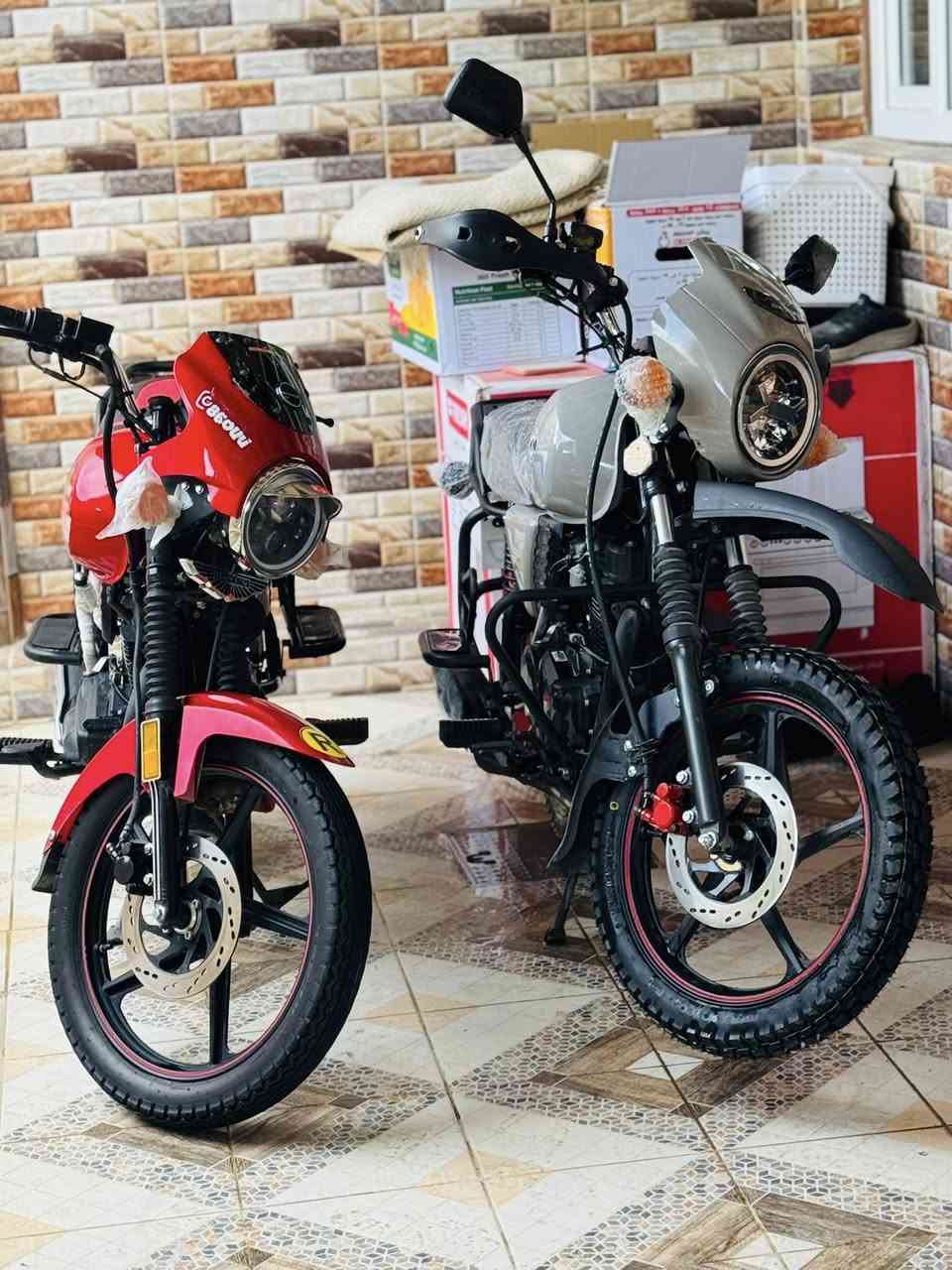 السلام عليكم
دايوان 22 ماكس مكينه 200 كفاله رقم وسنويه طالعه ب 2024 

***********

مكان واسط قضاء بدره
