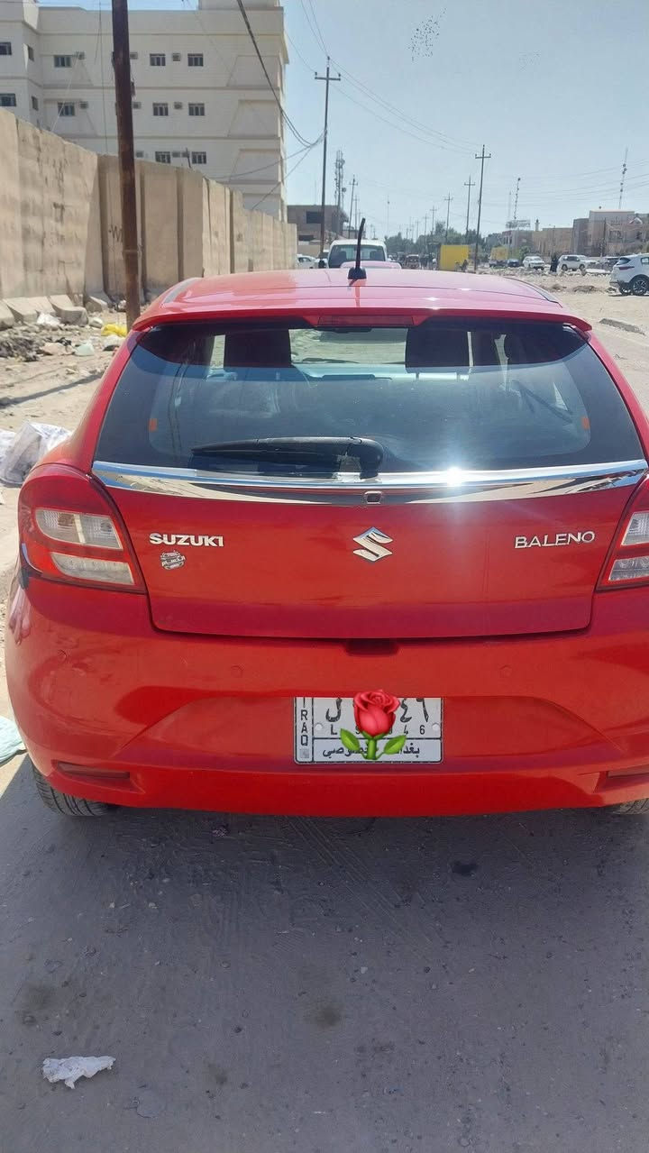 ساسوكي بالينو حرة للبيع موديل ٢٠١٨ بأسمي ثاني يوم التحويل بيها شخوط بدون حادث السعر ٨١ ورقه للإستفسار الاتصال على الرقم 
*********** يحتوي على واتساب
