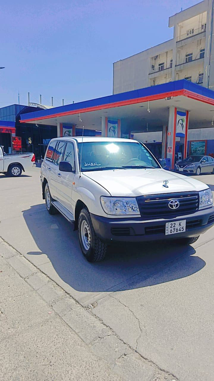 يالله سلام عليكم ورحمة الله
من رخصة الادمن المحترم 
لاندكروز مديل 2001 سياره بلاديه كفاله عامه مكينه وكير وشواصي وبدي كفاله لاضربه ولاصبغ ماعده بارد بل جاملغ الخلفي صفحة اليمنه سياره دفع رباعي شغال كير عادي تدفئه تبريد شغالات سياره بلاديه من طول الطول وشوفت عينك بل نظافه لارقام إب اسمنه أي ستفسار الاتصال على لارقم *********** 
ملاحظه الشراي فقط يتصل  
السعر 185 وقابل التفاوض
