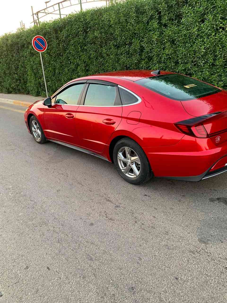 ✨💫سوناتا 2021 أمريكي
ماشية 75  الف 
محرك 2500
شاشة جبيرة كامرا 
4 وضعيات قيادة
هاندبريك بصمه
صندوك بصمه
اوتو هولد
اوتو ستوب
تحديد مسار 
تحكمات ستيرن
رادار 
باقي المواصفات معروفه 
سعر 162$ بيها مجال قليل 

الرقم الهاتف :- ***********
مكان سيارة بغداد حي الجامعه
