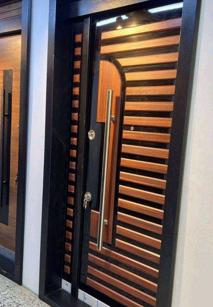 شركة الجود للابواب التركية وفرنالكم 
باب قاصة خارجي  مواصفات درجة اولى التصميم والشغل والقوة 
للاستفسار مراسلة او الاتصال على الرقم 
 ***********
#شركة_الجود
#تركيب_ابواب_تركية #ابواب_داخلية #ابواب_خارجية
