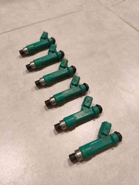 للبيع تخم نوزلات تويوتا ياباني اصلي 6 سلندر
سعر 175 الف
***********
