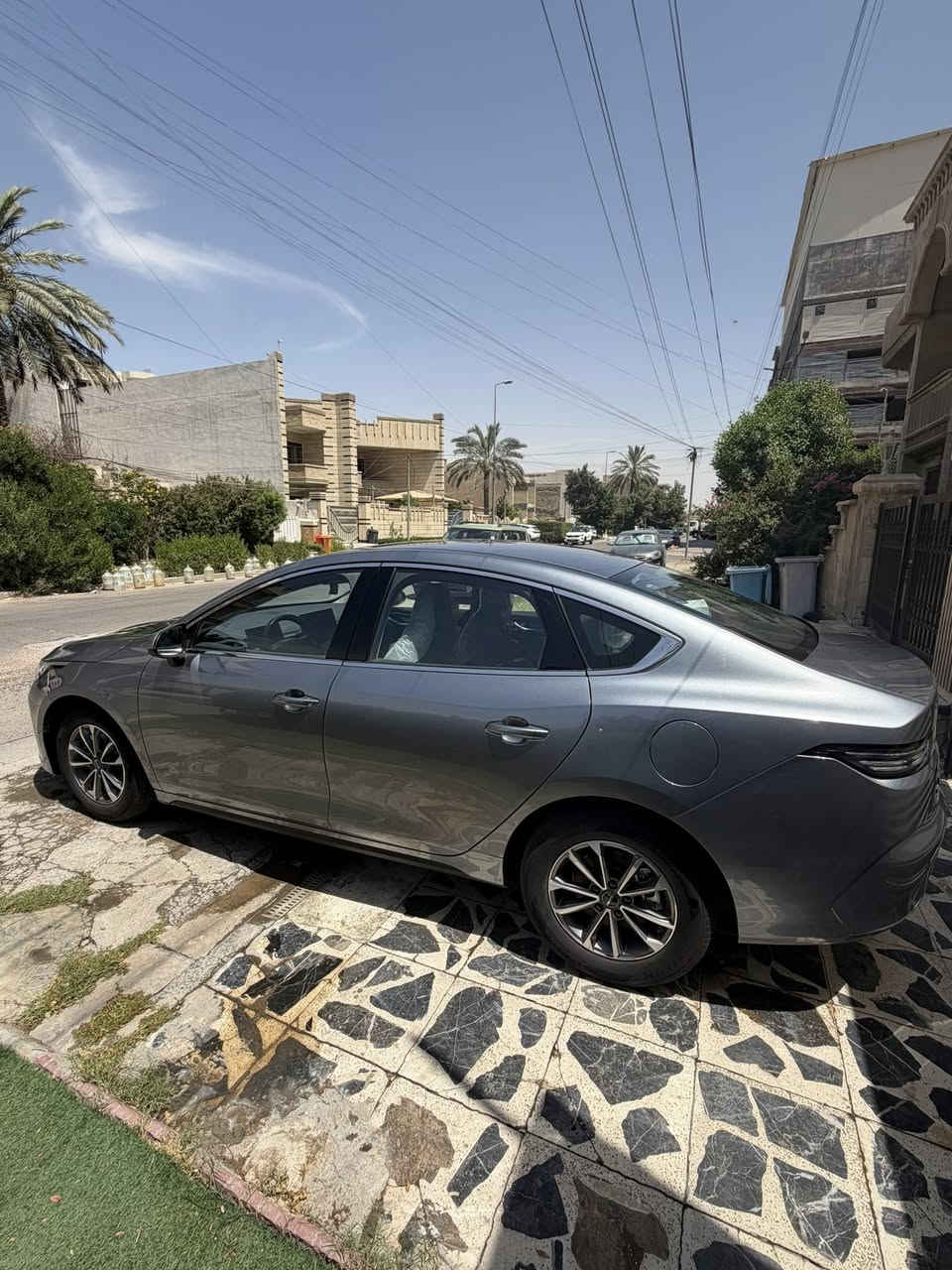 بي واي دي  دستروير 2025 مكفوله ماشيه 8 الف
🔴 بصمة تشغيل 
🔴 دخول ذكي 
🔴 شاشه كبيرة
🔹ويل كب
🔹داخل جلد ابيض 
🔹حساس خلفي 
🔹كارت تشغيل 
🔹كامره خلفيه 
🔹هندبريك بصمه
🔹كير موس
🔹لايت زنون
🔹بك لايت ليد 
🔹تبريد قطعتين 
🔴 تفويلة تمشي 1200
🔴 لون الرصاصي
🔴 باقي الموصفات المعروفه 
السعر 20 مليون (بغداد-بغداد الجديدة)

***********
***********
