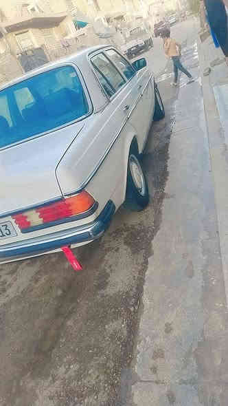 من رخصت مدير الكروب المحترم
مارسيدس ابو جحيل
موديل 82 اصل بلاد بليته ورقم
سياره رقم بغداد دولي
جاهزه ع الاخر
غرفه جلد تخبل جديده
تخم تاير تخم كبات اصليه
كير مكينه 3000 vvt مكفوله
العنوان بغداد بسمي شرط التحويل
***********
50 وبيها مجال حك الجيه
