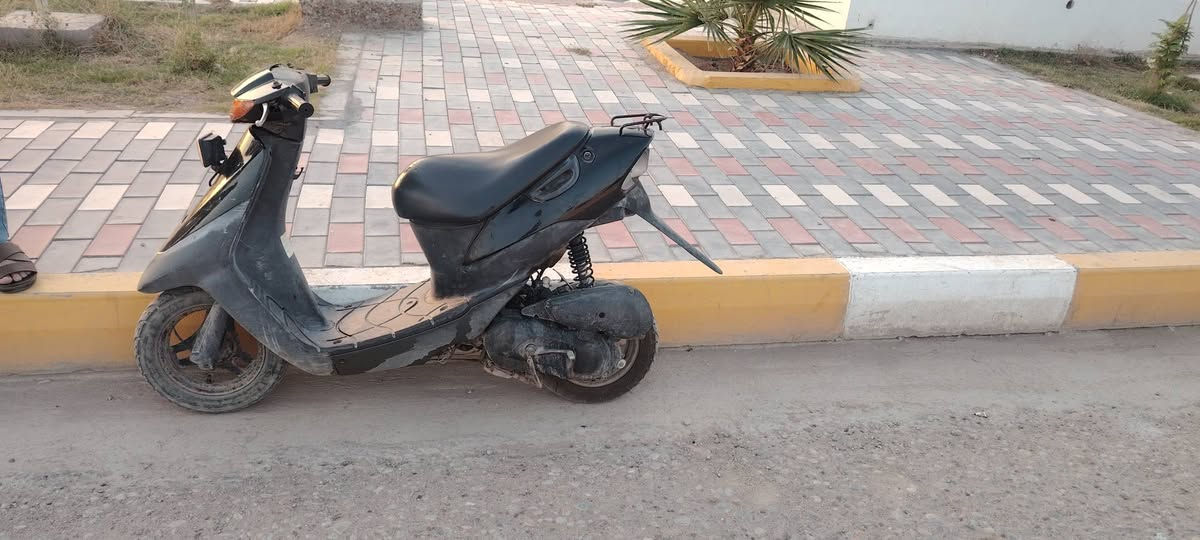 دراجه لبيع كلشي شغال بيه سلف هندر لايت بيه جاهزه من كلشي الشراي يتصل ع هذا الرقم***********
