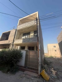مجمع السلطان • ٥٠م • ٣ طوابق