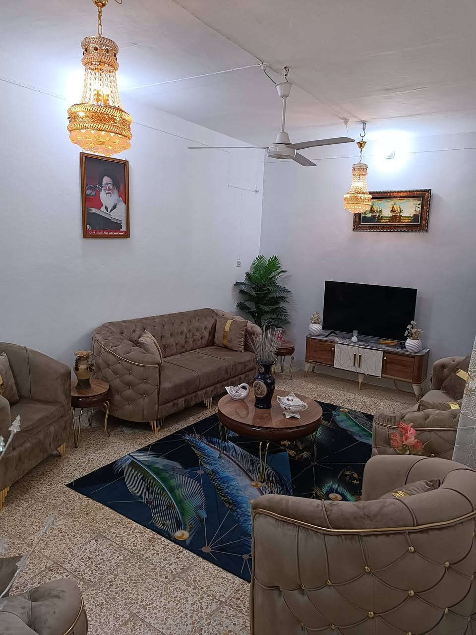 الدار للبيع حي الجامعه شارع اسوت مقابيل التانكي ٢٠٠متر الاتصال على الرقم
***********
