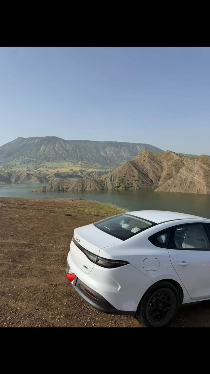 للبيع | BYD Seal 5 موديل 2025
السياره مكفولة لكن بيه ملاحضات بسيطه 
ماشية 21الف
مواصفات السياره 
حساسات خلفية 
كاميره خلفية 
تشغيل عن بعد 
تشغيل عن بعد والمواصفات الباقيه المعروفه عن BYD 
رقم بغداد 
السعر 120ورقة بيه مجال حك الجيه

مكان السياره بغداد كاظمية 
الرقم ***********
