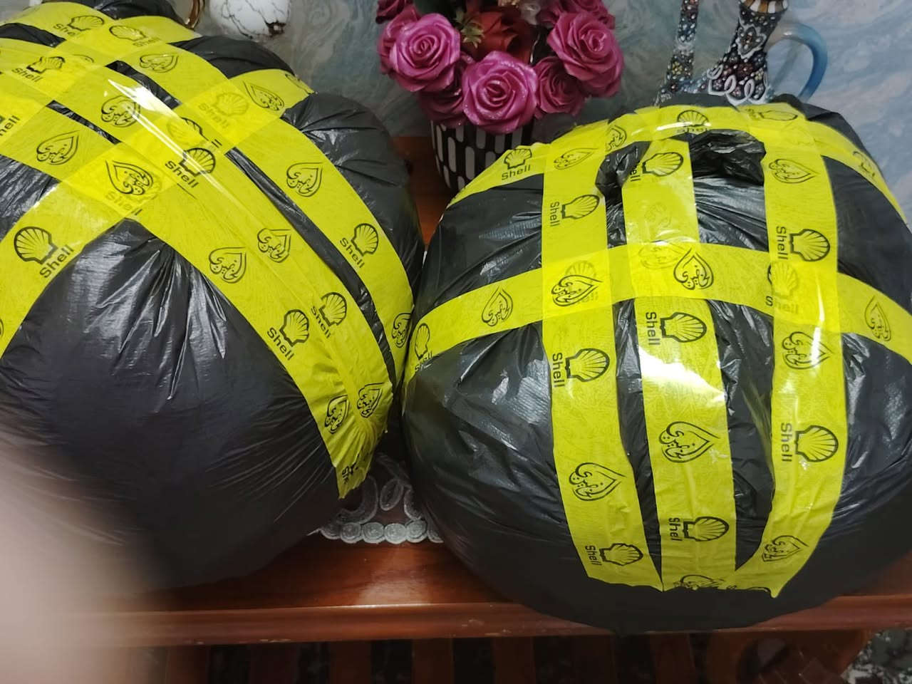 ملابس بالة غير مستخدمة ابد متنوعة شتوي وصيفي. واحذاية درجة اولى بالة اوربي الشعب للكل العلاكتين السود ١٥ الف 
وبدلة عرس بالة جديد تخبل ب ١٠ الف


**إذا كنت صاحب هذا الإعلان وتريد حذفه لأي سبب، رجاءا أرسل رسالة إلى الدعم الفني**