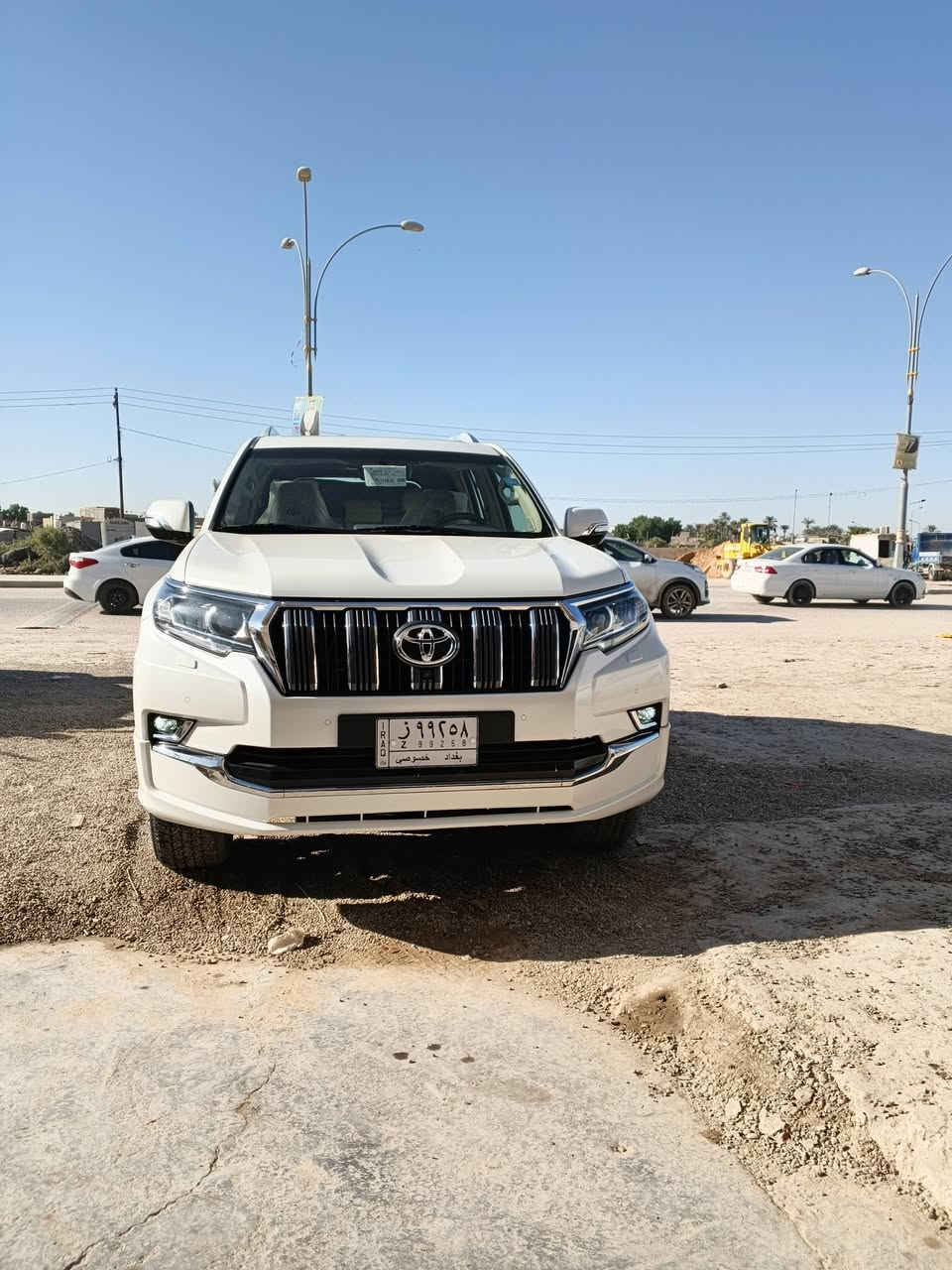 السلام عليكم
للبيع برادو2021 فئه vx باب اول 
عداد المسافة 105
تحكم ستيرن
مري شفط
دبل تانكي
4كامرات
كشنات امامي خلفي كهرباء
كشنات تدفئة تبريد
ترحيب دخول
فور ويل
3قطع تبريد
مري قلاب
اناره خارجية لد
دبل ماوس
دوش لايت 
حساس امامي خلفي
ويل كروم 
تخم تاير ياباني 
كير ومكينه وحداديه وتبريد مكفولات 
رقم بغداد بسمي 
مكاني بابل 
مكفولة كفالة عامه من الشخوط والتبديل والبارد والصبغ 
للأستفسار ***********
‭
