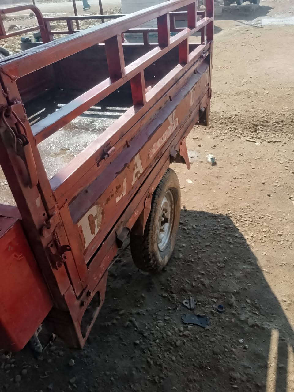 سلام عليكم ستوته دايوان مديل 16اوراق اصوليه شكهربائيات شغالة سلف لايت بغداد سعر 650
***********
