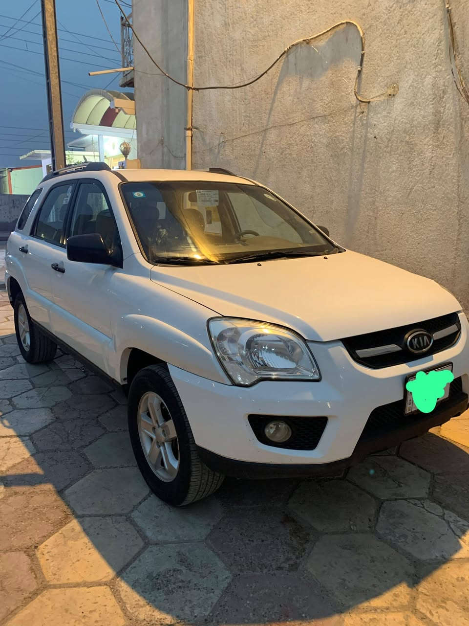 سبورتج موديل ٩ رقم بصرة انكليزي تحويل مباشر سنويه مجددة 
سيارة جاهزه من كلشي مكينة وكير حدادية كهربائيات طخم تاير تبريد تدفئة بحالة جيدة جدآ 
سيارة جاهزه وجديدة 

بيهة قطعة صبغ فقط جمالية والباقي كفالة
عامة 

للإستفسار الاتصال على الرقم الموجود 

***********

مكان السياره العمارة مركز المدينة
