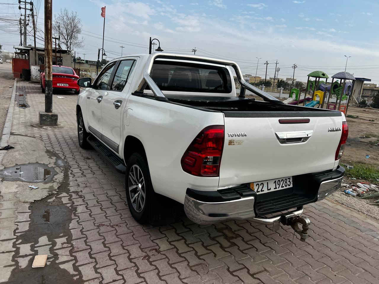 السلام عليكم            
تويوتا هايلوكس 2018. گاز ادبلو
مكفولة كفالة عامة   
رقم اربيل جديد  بأسمي
ما بيها اي نقص حدادية 100/100
تبريد 
تخم تاير 
لاتنقيص لا بخار
مكان السيارة ميسان 
السعر 210 وبيها مجال
الاستفسار ***********
