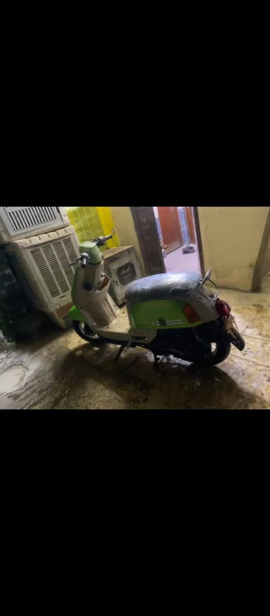 سلام عليكم شباب دراجة ماكس بوليس للبيع  دراجة نصبتهة حلوة دراجة مال بيت ما متعوبه ويرادلهة ترتيبات بسيطة السعر ب375 وبيهة مجال بسيط للشراي اي استفسار اتصل علا الرقم *********** خاص موجود واتساب هم موجود مكاني بغداد الغزاليه
