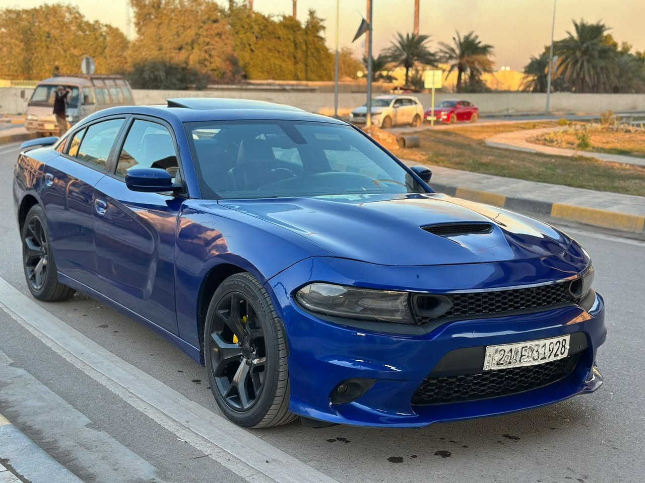 السلام عليكم اقره المنشور قبل الاتصال رجاءاً
تشارجر 2019 اصل رقم سليمانيه تريد وكاله تريد تحويل
فول الفول للاخير SXT بلاص تو ويل
السياره صور حادثها كدامك بس بنيد بدون دواخل بيها 6 قطع كلير بدون ضربه بدون معجون فقط كلير ابيعلك حزام
السعر 172 وماكو هيج سعر وبيها مجال جداً بسيط 
مكاني بغداد الدورة  ***********
