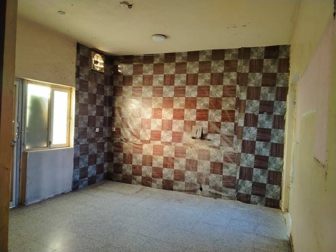 السلام عليكم يوجود بيت بشهداء عل شارع بيت نضيف قاطين ولقاط الثاني هم معزول وحده مقابيله روضه بسمه وقريب علي مدرسه المجدات صور ماعندي روح وشوفه رقم راعيا خاص مساحته ٢٢٨ سعره مناسب


**إذا كنت صاحب هذا الإعلان وتريد حذفه لأي سبب، رجاءا أرسل رسالة إلى الدعم الفني**