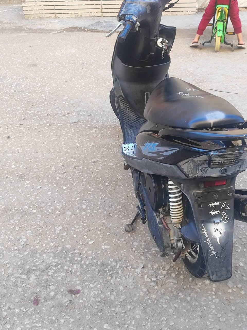 سلام عليكم ماكس عدله لبيع صالله شهرين وصل موجود طالعه من الحله  دراجه  مامفتوح بيه برغي بعد انضف من صور ابيع بدون وياله مكاني كربلاء قرب مستشفى الكفيل يم اسوق برتقاله سعر خاص ا سفسار ***********
