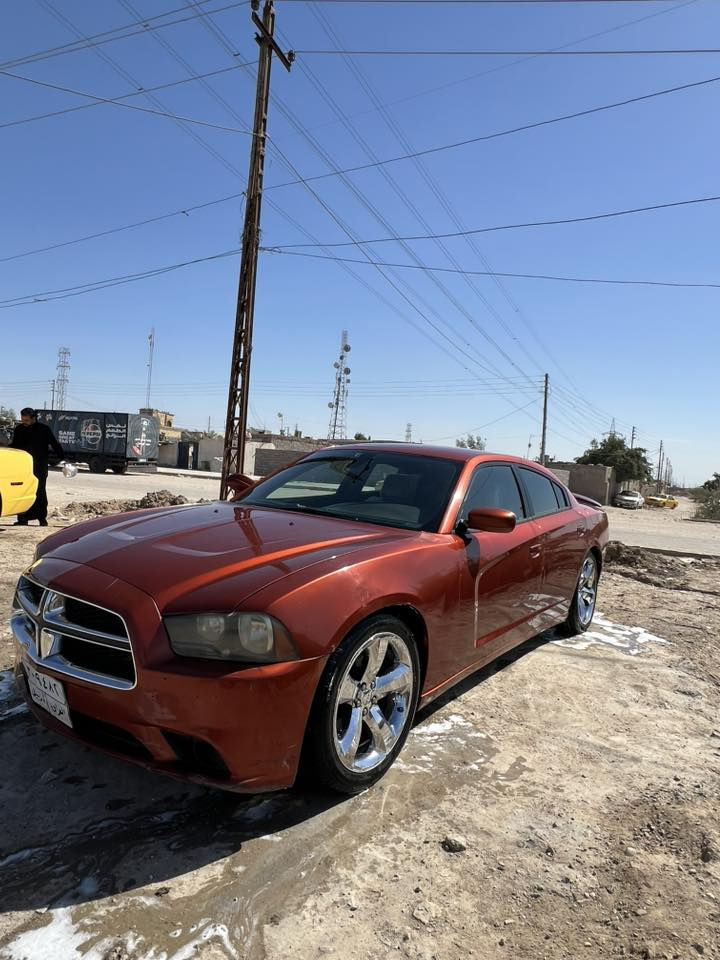 جارجر ١٣ كصه جنطه متومه اربيل 
اس ارتي شفتات ستيرن 
بيه هواي مواصفات 
مكاني ناصريه شطره
سعر ٦٠ وبيه مجال
***********
