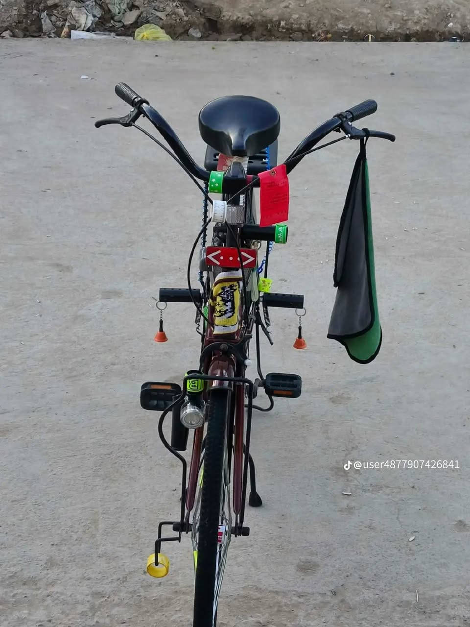 سلام عليكم الباسكل للبيع مكان الشطر السعر 190مجال رقم واتساب ***********
