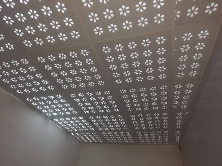 خلفه سقوف ثانويه عمل كرسته وعمل وبانسب لأسعار بديل رخام تغليف جدران بلاستك *********** مسدس طلقه وبانسب لأسعار *********** واتساب بغداد كرخ ورصافه وحالته تعبانه بس مواد واني اشتغله علئ أرواح شهداء الحشد الشعبي ***********
