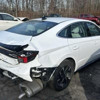 سوناتا للبيع رقم بغداد باسمي حادث موضح بلمنشور  بدون ايرباك حادث خلفي ...