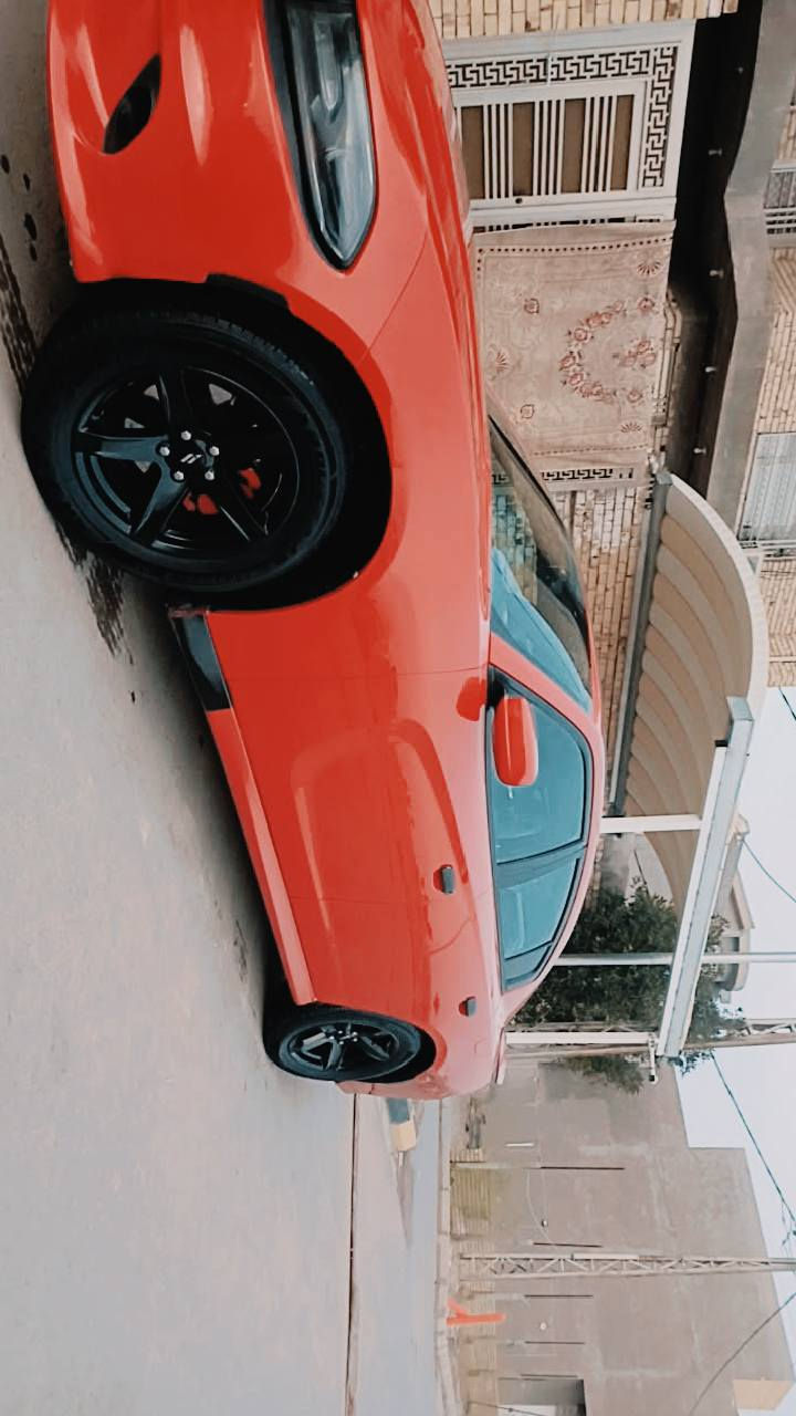 السلام عليكم جارجر للبيع موديل 15 كندي عداد 260 لون احمر سياره كفاله عامه وشويه بيهه مكان بارد بالباب الوره السايق سياره جديده جاهزه مكينه 3و600 تخم تاير وتخم ويل 18 جديد ***********
