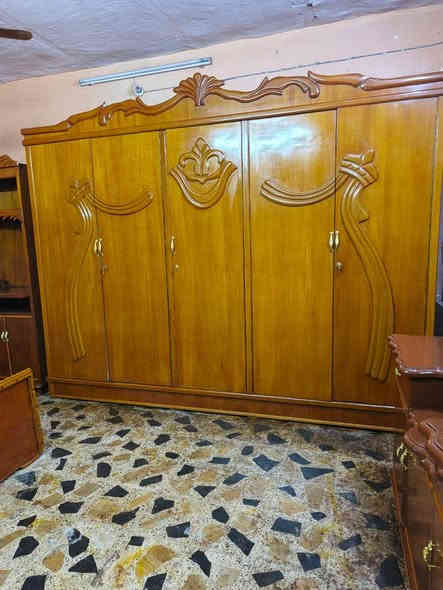 غرفه اخشاب ام الخمسه صاج شريط جديده كلش السعر 500مكان ناصريه ***********
