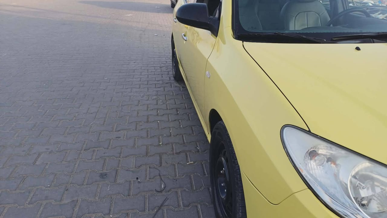 السلام عليكم سيارة للبيع
نواع النتره افانتي موديل 2010 دوات دوات بيه كصه جنطه 
السعره 43ورقه وبيه مجال وسياره موجود في واسط 
متومه طبق الأصل رقمه وسنويه بغداد ألماني وسنويه 2027
مكينه كير تخم تاير جديده وحديه كله شغل 
اني مكلف بالنشر نتصل على رقم موبايل ***********
