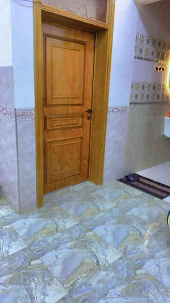 💠 دار للبيع – الرمادي / الجزيرة – البوعيثة قرب مدرسة المناهل 

🔹 مساحة الأرض: 600 م²
🔹 مساحة البناء: 220 م²
🔹 نوع البناء: بلوك مضغوط
🔹 جنس العقار: طابو زراعي

مكونات الدار:
✅ غرف  نوم عدد 2
✅ صالة واسعة
✅ استقبال
✅ مطبخ
✅ مجموعة صحيات

💰 السعر: 110 مليون دينار (قابل للتفاوض).

كافة الخدمات متوفره من ماء وكهرباء وتبليط ومدارس.

---------------------------------------

📍 للتواصل والاستفسار:

مكتب شمس الرافدين للعقار  
الرمادي – شارع 40 – قرب مرطبات دريم لاند

📞 واتساب / اتصال:
***********
***********
عبدالغني الفراجي ✅

⏰ الدوام: يومياً من الساعة 3 عصراً حتى 9 مساءً

نرحب بكم دائماً ونساعدكم في العثور على العقار المناسب لكم.
