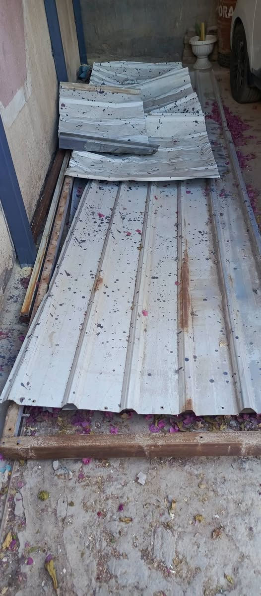 يالله جينكو العدد 2 طول كل وحده 6 امتار مع قطع والحديد سعر 100 بيهن مجال بسيط حله نادر ***********
