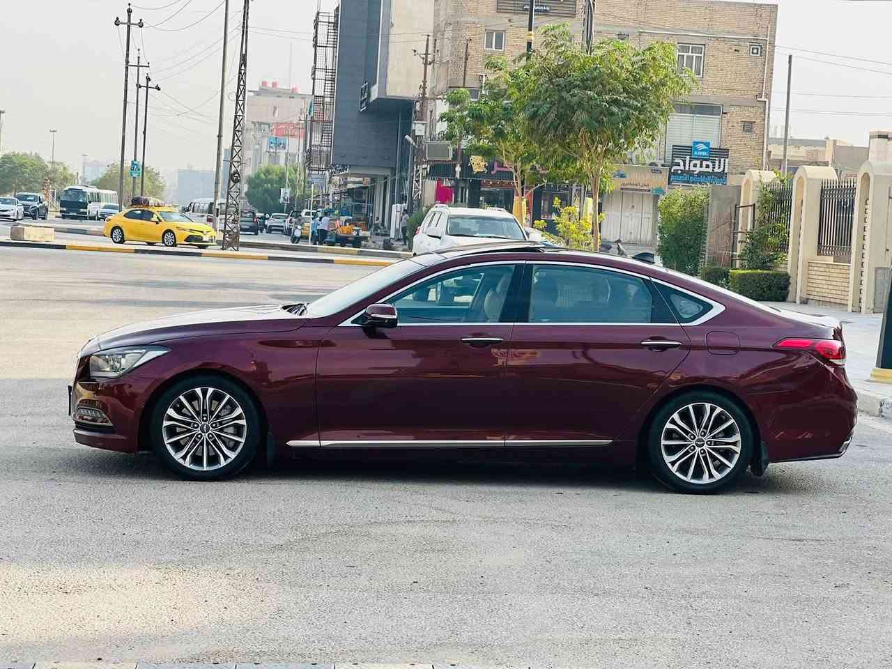 السلام عليكم جينيسس موديل 2016
محرك 3.8

مواصفات :

/ بصمة ابواب وجنطه

/ بانوراما على طول السقف 

/ رادار امامي للتحذير من الخروج من المسار ورادارات جانبيه 

/ لايت زينون ديناميكي دوار وي الستيرن ونظام اوتو

/ بك لايت لد / وحاجب امامي لد 

/ ستيرن ثلاث وضعايات 

/ نظام ترحيب كامل مري جانبية قلابه وكشن السائق متحرك ويدات باب اناره 

/  الاقتراب من السيارة

/ قيادة اليه ذاتيه

/ نقط عمياء تحذير عند الاشتياز وعند صف السياره

/ حساسات خلفيه وامامي

/ مري جانبية قلابة مع البك تعمل كامره اوتو

/ كشنات جلد تدفئه تبريد 

/ تحكمات الكشنات الاماميه كهربائي وخزن ٣ وضعيات

/ شاشة كبيرة و gbs وهارد خزن / 

/ تحكمات ستيرن فول كامله

/ شفتات كير بالستيرن

/ كير 8 سرعات 

/ مثبت سرعه 

/ تبريد منفصل يمين ويسار وخاصية تنقيت الهواء وقطعتين اماميه وخلفيه

/ ثلاث وضعيات للقيادة ( سبورت وايكو واعتيادي ثلجي)

/ شاشة اعطال في الدشبول

/ بردات جانبيه وخلفيه

/ كاشف ضباب

/ سستم صوت ليكسكون ١٧ سماعه

حادث السياره بونيد وجاملغ  +قطعتين ملاون
   
السياره نضيفه ماناقصها اي شي

السعر 155

رقم الهاتف: ***********
