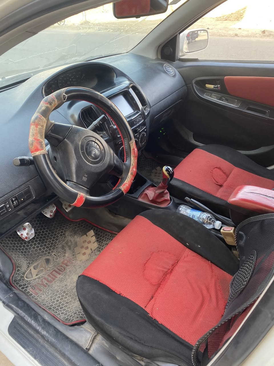 السلام عليكم جيلي كير عادي موديل ١٣ السعر ٣٣ وهاذ رقم صاحبه‭٠٧٧٥ ٩٤٣ ٨٠٢٥‬
