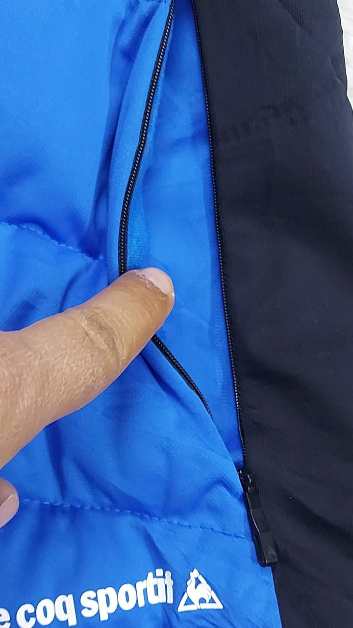 يلك ماركه وتربروف اصلي
قياس Lx تلبس وزن ٨٠و٨٥ك
يوجود توصيل


**إذا كنت صاحب هذا الإعلان وتريد حذفه لأي سبب، رجاءا أرسل رسالة إلى الدعم الفني**