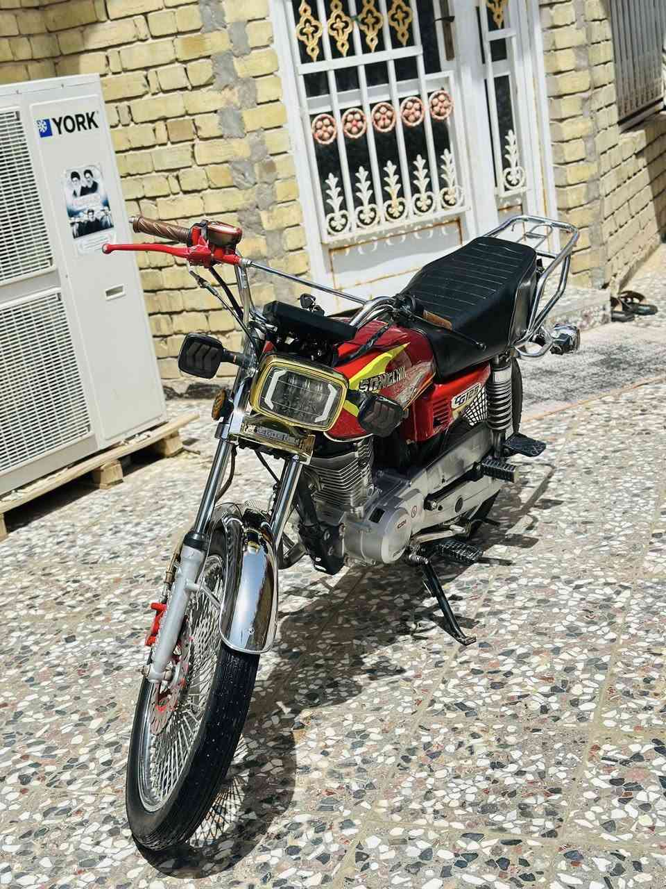 للبيع تايكر موديل 24 نضيفه حيلل مكفوله مكينته اوراق كامله الدراجه حلوه ومرتبه السعر ( 525) وبيه مجال قليل مكاني طويريج للاتصال ***********
