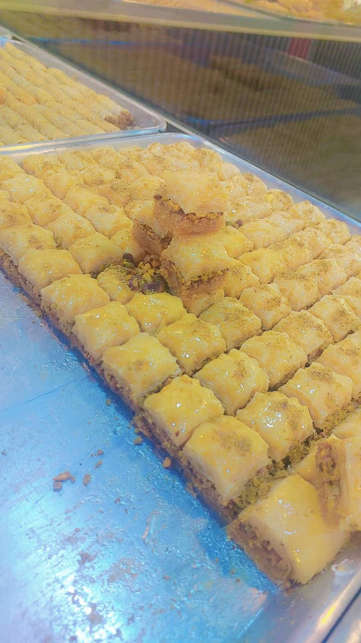 حلويات در النجف
          ترحب. بكم 
المكان مكتب الرشيد قرب جامع البصيصي
انسب الأسعار فستق حلبي لب جوز
فستق عبيد بلدهن الاحر


**إذا كنت صاحب هذا الإعلان وتريد حذفه لأي سبب، رجاءا أرسل رسالة إلى الدعم الفني**