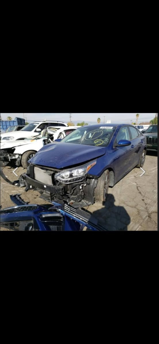 سلام عليكم
كيا فورتي ٢٠١٩ s 
تحديد مسار 
مثبت سرعة
رادار امامي 
كير at محور 
رقم الهاتف : *********** 
بغداد الدورة 
سعر ١٢٠ قفل
