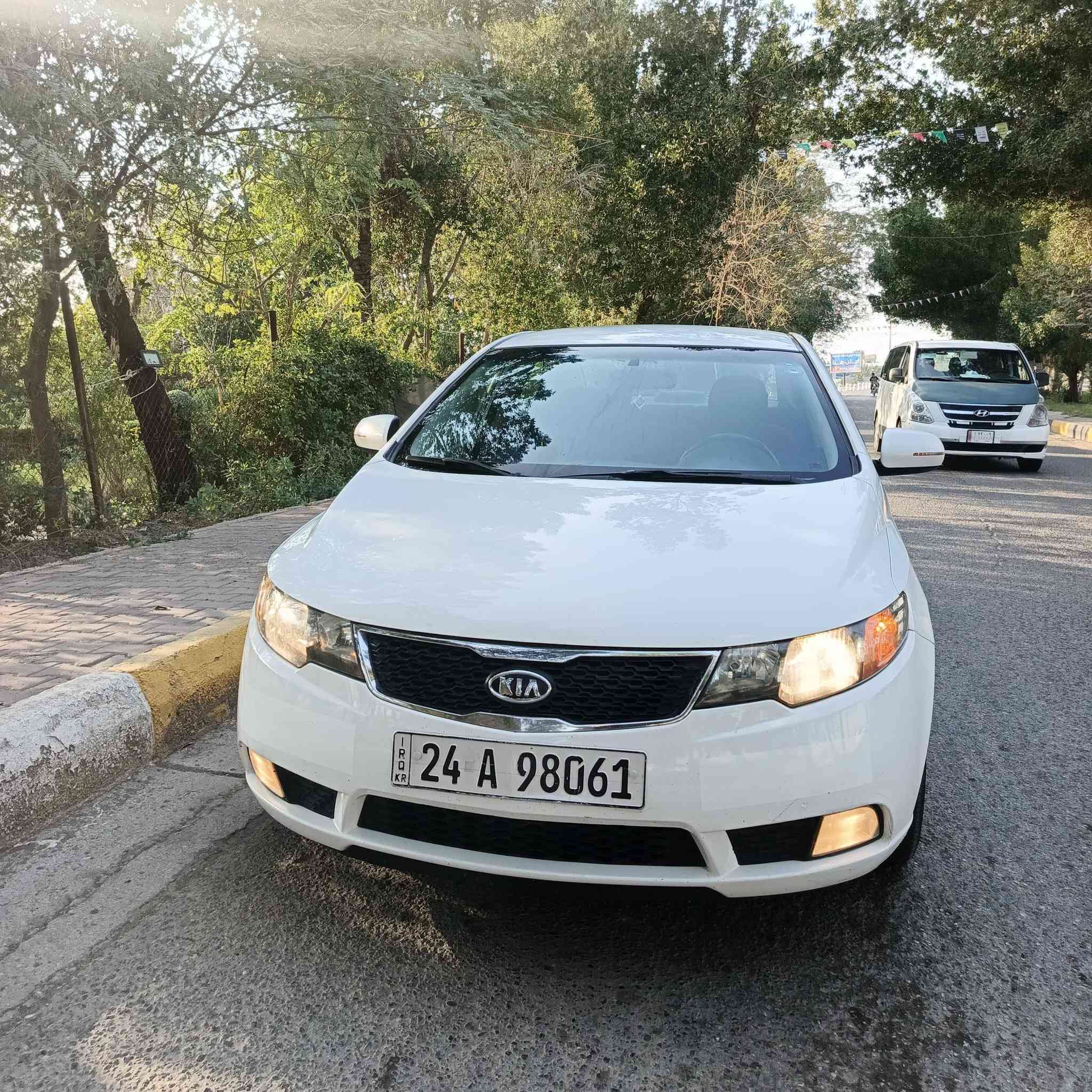 سلام عليكم سيراتو موديل١٣ وارد خليجي كفاله عامة مكينه ٢٠٠٠ مواصفات نص فول لسياره احله من مابصوره اشاير مري تحم ستيرن تخم تاير جديد السعر ١١٦ وبيه مجال بصيط مكان كربلاء طويريج شباب مكلف بل نشر ايي ستفسار اتصل ع الرقم ***********
