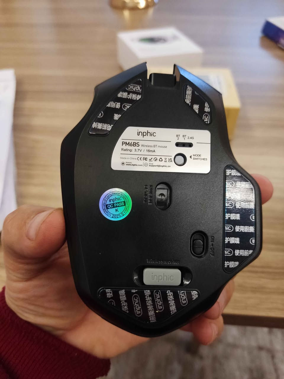 ماوسی بلوتوس شەحن دەکرێتەوە داوای 15000 دینار و موعامەلە ئەگەر موشتەریت تێل بۆ ژمارە ***********6 السليمانية, العراق
