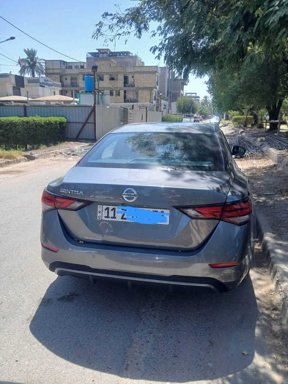 يسان سنترا S موديل 2023 

سنترا S موديل 2023 وارد امريكي رقم بغداد 
حادثها جاملغ الايسر بدون شاصي وبدون لغد 
ايرباك دشبول و درگة وراجع سيستم 

ماشية ١٩٧٠٠ قابل للزيادة 

المواصفات : 
كشنات مخمل 
تشغيل بصمة 
تحكم ستيرن 
رادار جانبي 
كامره خلفية 
محرك ٢٠٠٠ 
بك لايت led 

السيارة جديدة جدا ومكانها بغداد حي الجهاد او العامرية. 

السعر : 14,500$ 

***********
