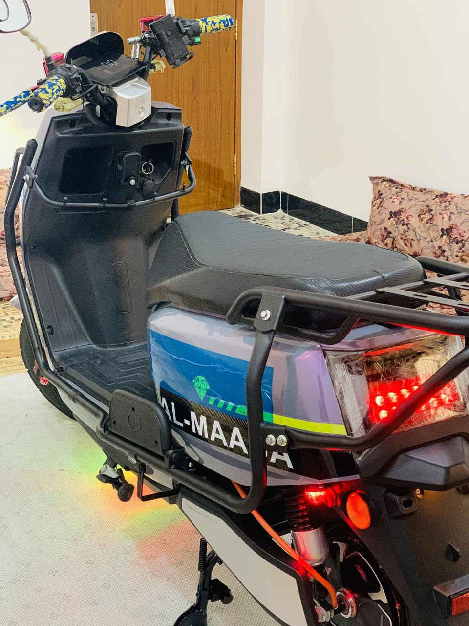 سلام عليكم موطورشحن البيع بعده جديد 6بطاريات موديل 25 مكان الرمادي 7كيلو حتلوو مراوس عل قتاعه السعر 600 وبي مجال


**إذا كنت صاحب هذا الإعلان وتريد حذفه لأي سبب، رجاءا أرسل رسالة إلى الدعم الفني**